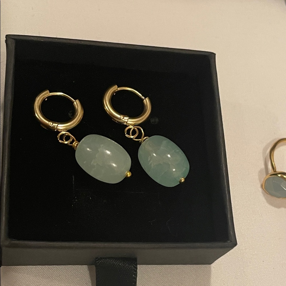 Gold Hoop Rio aquamarine Earrings